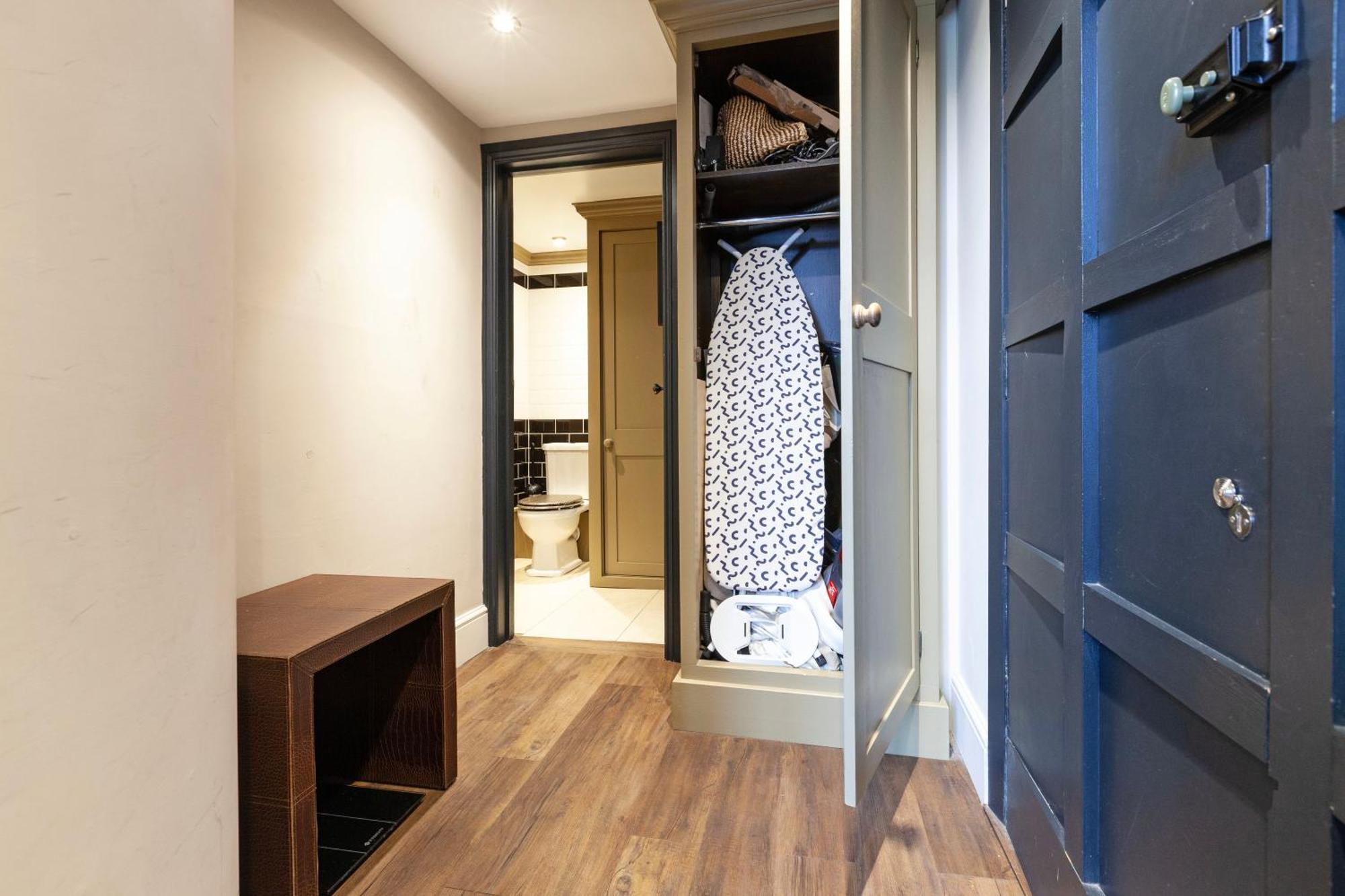 Luxury One Bedroom Mezzanine In Paddington Apartament Londra