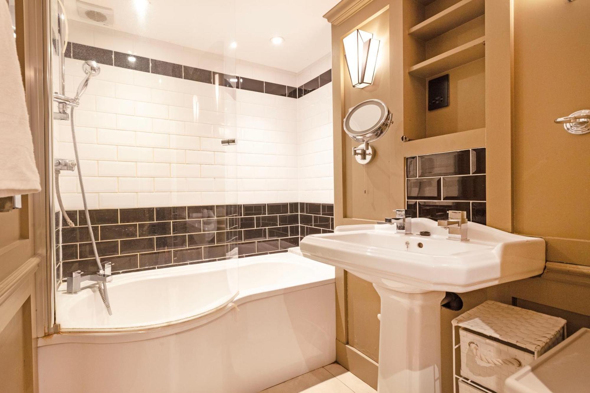 Luxury One Bedroom Mezzanine In Paddington Apartament *